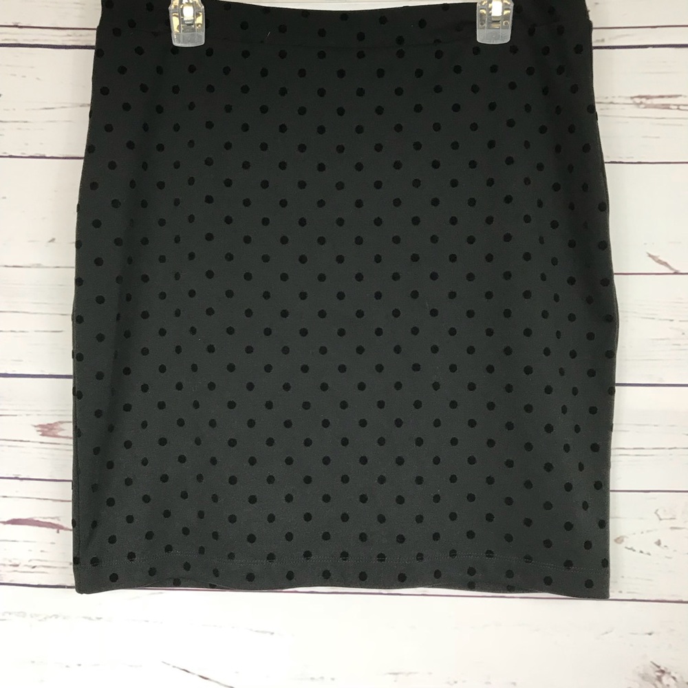 Loft skirt black size 10 with velvet dots